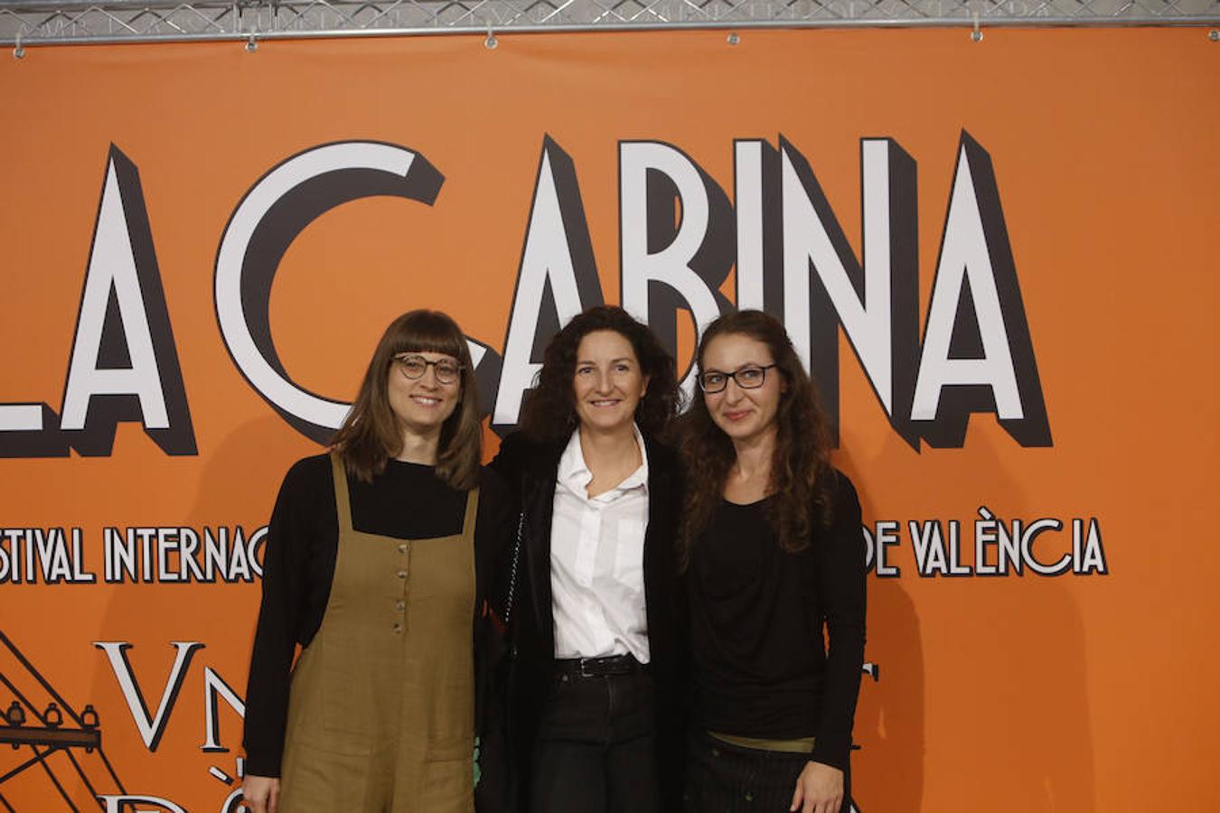 La Cabina, el festival internacional de mediometrajes de Valencia, inaugura en el Palau de la Música su undécima edición con un espectáculo pensado para sorprender al público y protagonizado por los actores José Luis Herranz y Víctor Aleixandre. Hasta el día 24 de noviembre se podrán ver en La Filmoteca y La Nau los 32 mediometrajes que participan en el evento audiovisual que ha estrenado el metraje 'Zalig zijn de Onwetenden'. 