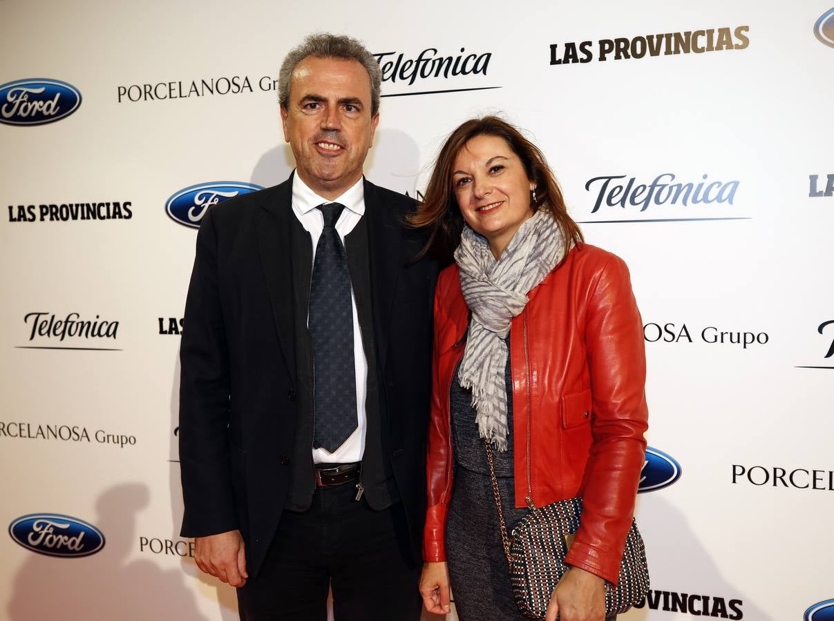 Fernando Móner e Inma Ruipérez, de Avacu (Asociación Valenciana de Consumidores y Usuarios).