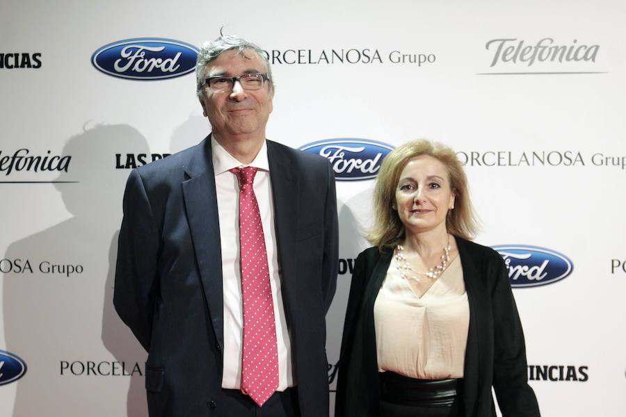 Francisco Celdrán, director de la revista de Semana Santa EOS y su esposa, Alicia Garzó.