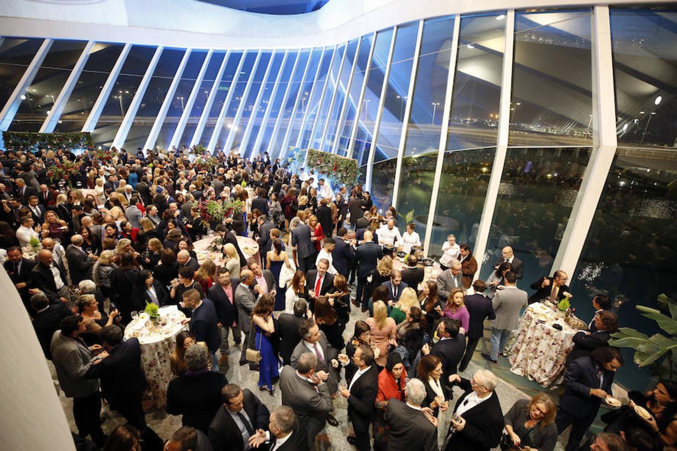 Centenares de personas acudieron puntuales a su cita con los Premios Valencianos para el Siglo XXI que entrega LAS PROVINCIAS desde hace 18 años.