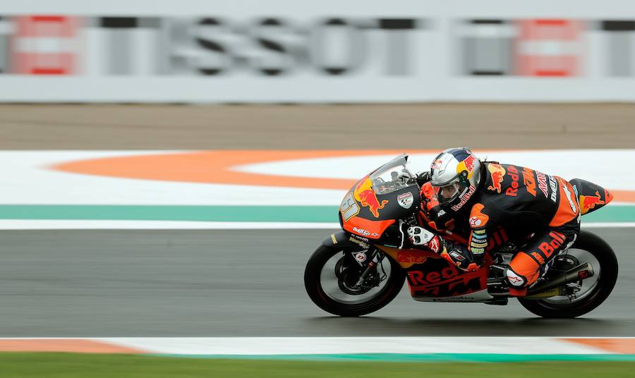 Así está siendo la última jornada del mundial de motociclismo en Cheste