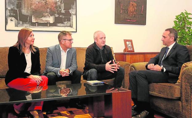 La Diputación aborda la necesidad de impulsar una 'ley anti sectas'