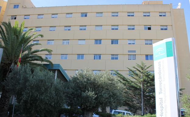 Hospital de Almería donde se practicó la operación.