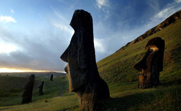 Uno de los moáis de la Isla de Pascua.