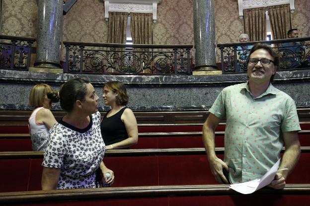 Menguzzato y Grezzi, en una sesión del pleno municipal. 