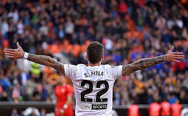 VÍDEO | El doblete de Santi Mina ante el Rayo