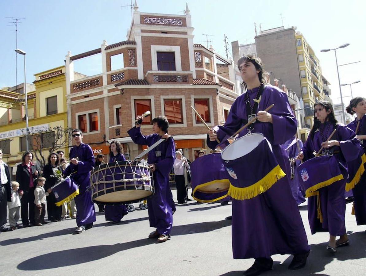 Las tamboradas | Los rituales de tambor propios de diversos municipios de la Comunitat como Alzira o Alcora, ya forman parte de la Lista de Patrimonio Cultural Inmaterial de la Humanidad, y se han convertido en el último nombramiento valenciano en la lista de la Unesco. 