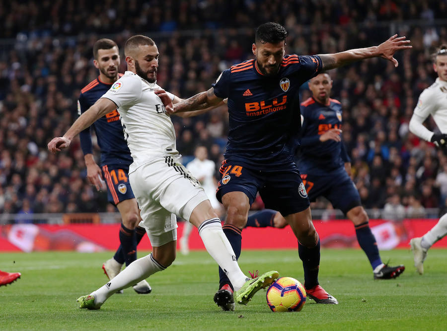 Estas son las mejores imágenes del duelo en el Bernabéu correspondiente a la jornada 14 de LaLiga