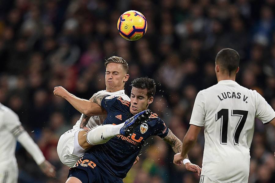 Estas son las mejores imágenes del duelo en el Bernabéu correspondiente a la jornada 14 de LaLiga