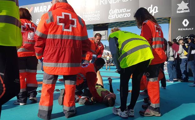 Maratón de Valencia: 17 atletas acaban en el hospital