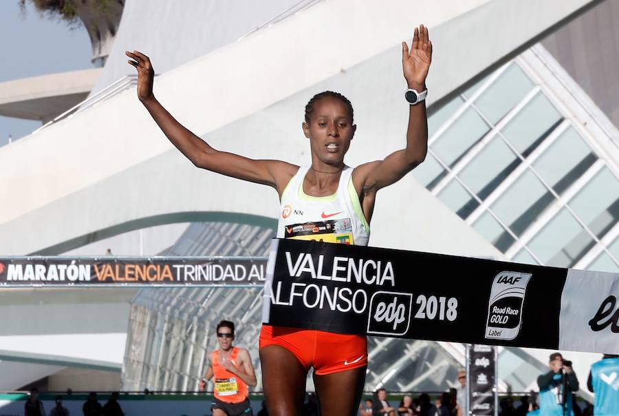 Las mejores imágenes del Maratón Valencia Trinidad Alfonso EDP