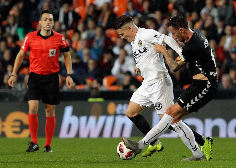 Las mejores imágenes del partido de vuelta de dieciseisavos de Copa del Rey en el que los blanquinegros, a pesar de lograr un 1-2 en la ida, se juegan seguir en otra competición además de la liguera.