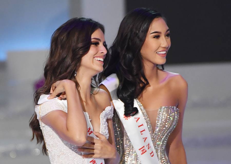 La modelo mexicana Vanessa Ponce de León, de 26 años, se coronó esta noche Miss Mundo en la sexagésimo octava edición del certamen, celebrada en la ciudad tropical china de Sanya, logrando así la primera corona para su país. La guanajuatense se impuso en una disputada ronda final a la tailandesa Nicolene Pichapa Limunskan, que terminó segunda, y a las aspirantes de Bielorrusia, Jamaica y Uganda. «Usaré mi reinado para seguir haciendo lo mismo que hago desde hace tres años, es decir, seguir siendo un ejemplo, porque todos podemos ser un ejemplo. El mundo necesita un cambio y ayudar no es tan difícil», comentó la modelo mexicana al recibir la corona.