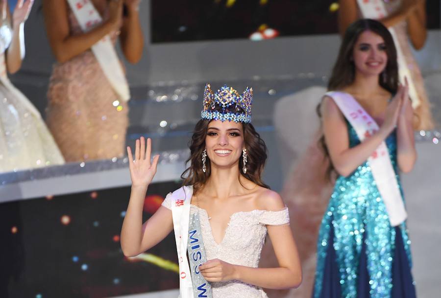 La modelo mexicana Vanessa Ponce de León, de 26 años, se coronó esta noche Miss Mundo en la sexagésimo octava edición del certamen, celebrada en la ciudad tropical china de Sanya, logrando así la primera corona para su país. La guanajuatense se impuso en una disputada ronda final a la tailandesa Nicolene Pichapa Limunskan, que terminó segunda, y a las aspirantes de Bielorrusia, Jamaica y Uganda. «Usaré mi reinado para seguir haciendo lo mismo que hago desde hace tres años, es decir, seguir siendo un ejemplo, porque todos podemos ser un ejemplo. El mundo necesita un cambio y ayudar no es tan difícil», comentó la modelo mexicana al recibir la corona.
