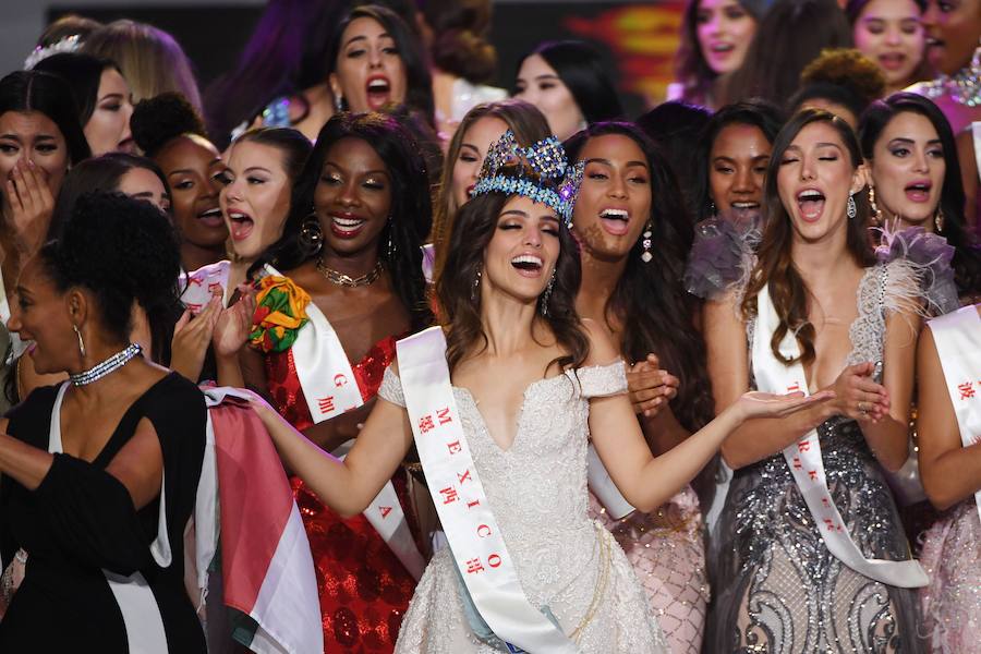 La modelo mexicana Vanessa Ponce de León, de 26 años, se coronó esta noche Miss Mundo en la sexagésimo octava edición del certamen, celebrada en la ciudad tropical china de Sanya, logrando así la primera corona para su país. La guanajuatense se impuso en una disputada ronda final a la tailandesa Nicolene Pichapa Limunskan, que terminó segunda, y a las aspirantes de Bielorrusia, Jamaica y Uganda. «Usaré mi reinado para seguir haciendo lo mismo que hago desde hace tres años, es decir, seguir siendo un ejemplo, porque todos podemos ser un ejemplo. El mundo necesita un cambio y ayudar no es tan difícil», comentó la modelo mexicana al recibir la corona.