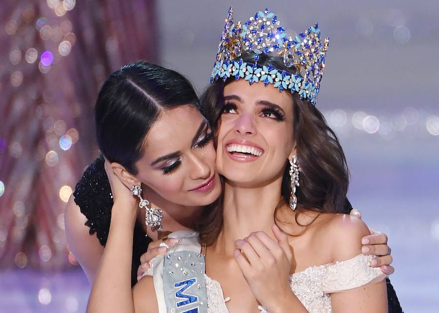 La modelo mexicana Vanessa Ponce de León, de 26 años, se coronó esta noche Miss Mundo en la sexagésimo octava edición del certamen, celebrada en la ciudad tropical china de Sanya, logrando así la primera corona para su país. La guanajuatense se impuso en una disputada ronda final a la tailandesa Nicolene Pichapa Limunskan, que terminó segunda, y a las aspirantes de Bielorrusia, Jamaica y Uganda. «Usaré mi reinado para seguir haciendo lo mismo que hago desde hace tres años, es decir, seguir siendo un ejemplo, porque todos podemos ser un ejemplo. El mundo necesita un cambio y ayudar no es tan difícil», comentó la modelo mexicana al recibir la corona.