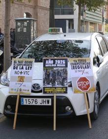 Imagen secundaria 2 - Taxistas se movilizarán por el centro de Valencia para reclamar a la Conselleria que regule «con urgencia» las VTC