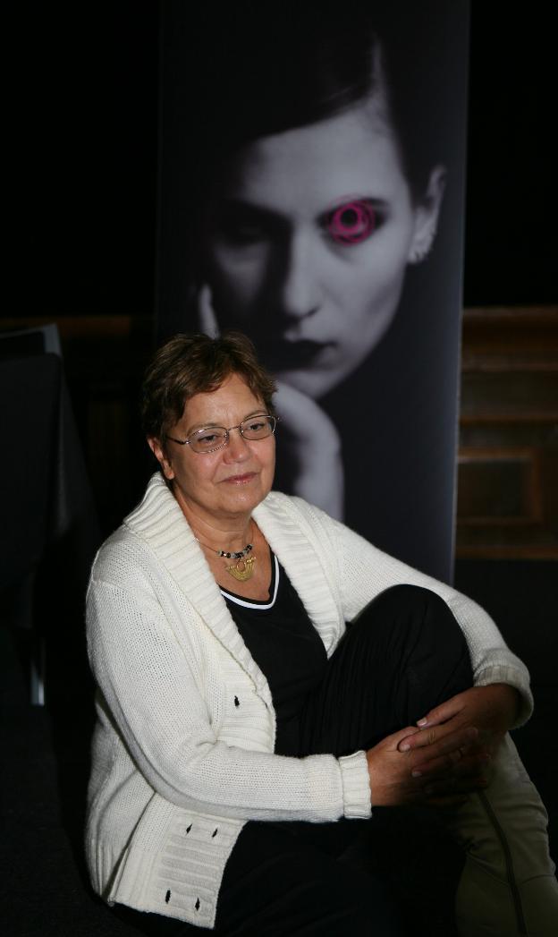 La cineasta Cecilia Bartolomé, premio especial de la Academia Valenciana del Audiovisual. 