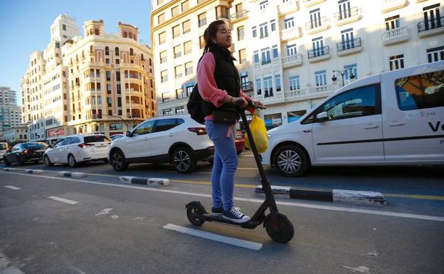 Esto es todo lo que debes saber si vas a regalar un patinete eléctrico estas navidades