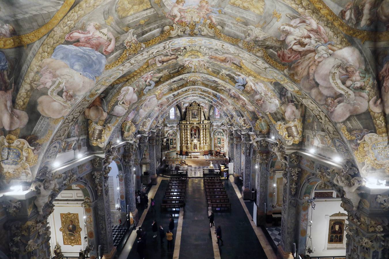 La iglesia, que sacó a la luz los frescos de Palomino, abre a las visitas la desconocida sala Capitular. El espacio, origen de la parroquia en el siglo XV, presenta su estado original e incluye obras de Juan de Juanes y Esteban March