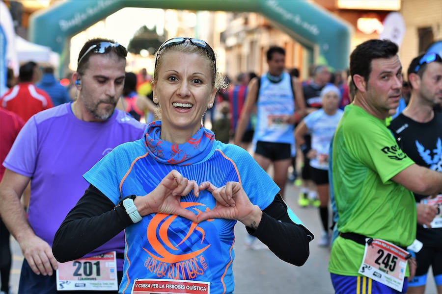 Foios ha acogido este domingo 23 de diciembre la quinta edición de su 10K contra la Fibrosis Quística. Se trata de una carrera solidaria que se ha consolidado en el calendario de final de año en Valencia.