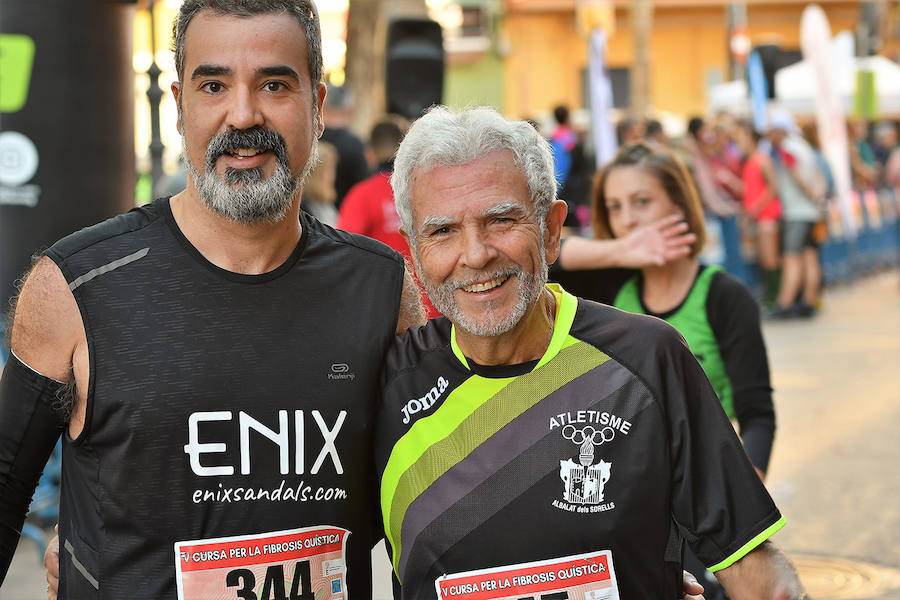 Foios ha acogido este domingo 23 de diciembre la quinta edición de su 10K contra la Fibrosis Quística. Se trata de una carrera solidaria que se ha consolidado en el calendario de final de año en Valencia.