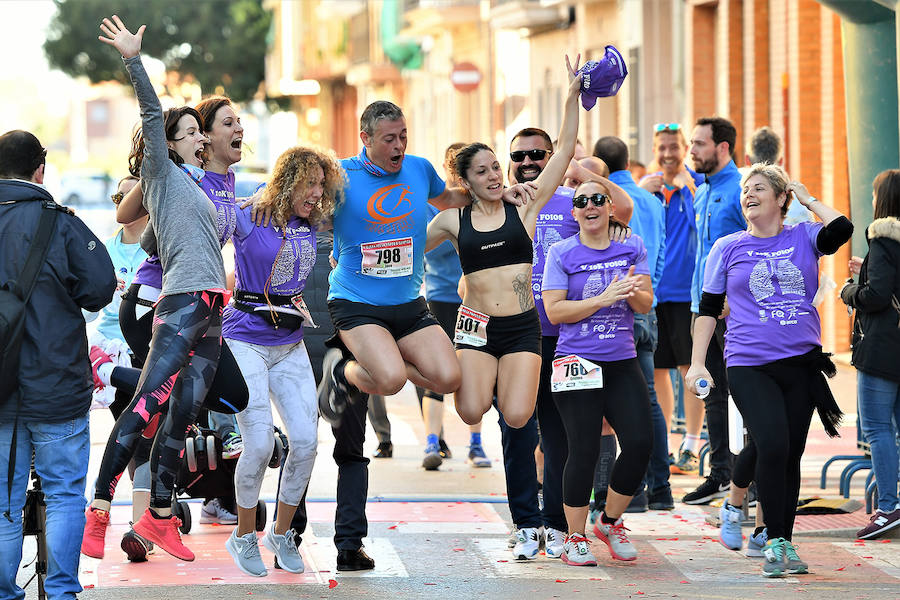 Foios ha acogido este domingo 23 de diciembre la quinta edición de su 10K contra la Fibrosis Quística. Se trata de una carrera solidaria que se ha consolidado en el calendario de final de año en Valencia.