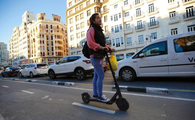 Mayor control a los patinetes eléctricos. 