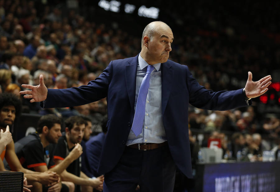 Estas son las imágenes que deja el primer partido del Top16 de EuroCup en la Fonteta. La victoria ha sido para el conjunto taronja por 85-74