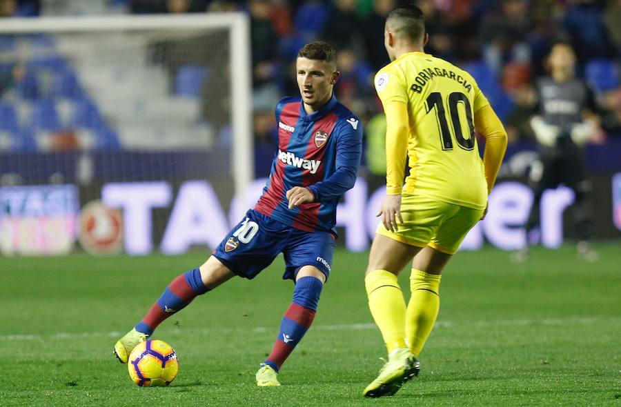 Estas son las imágenes que deja el paso de la jornada 18 de LaLiga por el Ciutat de València