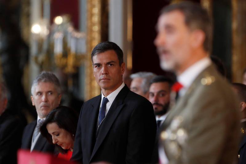 Los Reyes de España, Felipe VI y doña Letizia, presidieron la tradicional Pascua Militar junto a los ministros de Defensa y del Interior, Margarita Robles y Fernando Grande-Marlaska