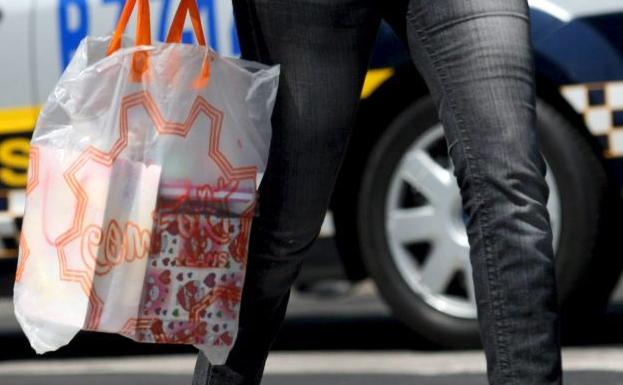 Estos son los planes de las grandes cadenas de supermercados para reducir los plásticos