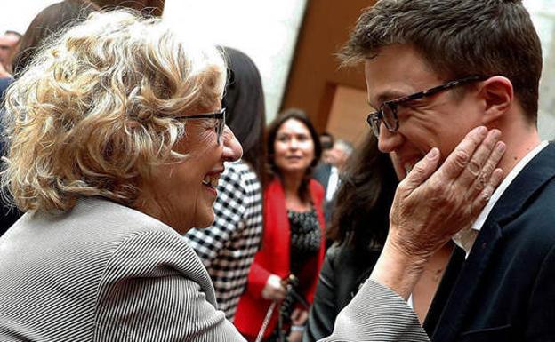 Carmena abre una nueva crisis con Podemos al vetar en su lista al general Rodríguez