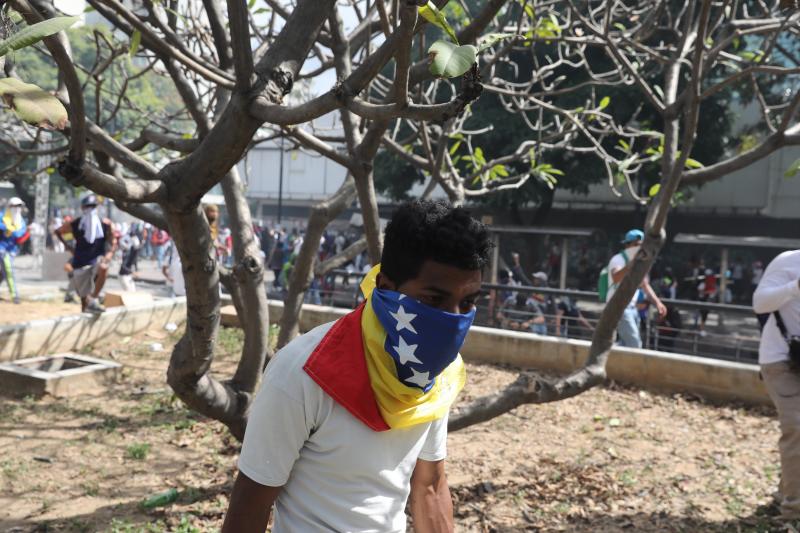 Fotos: Enfrentamientos en Venezuela tras la autoproclamación de Juan Guaidó