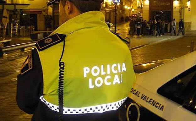 Un agente de la Polícia Local de Valencia. 