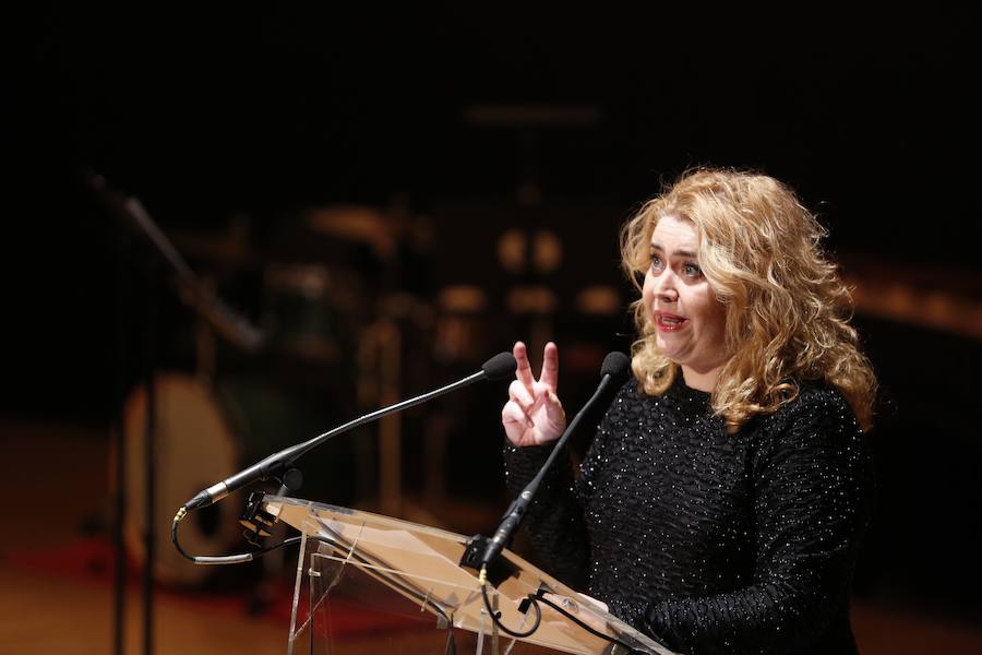 Treinta jóvenes valencianos ensayan en el Palau las obras que interpretarán bajo la batuta de la directora Mercedes Femenía. Esta iniciativa de LAS PROVINCIAS y Bankia busca visibilizar el talento