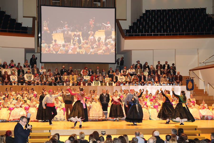 Las 46 fallas que conforman la agrupación del Marítimo celebraron en el Palau de la Música la exaltación de sus falleras mayores para las Fallas 2019. Al acto asistieron las falleras mayores de Valencia, Marina Civera y Sara Larrazábal. 