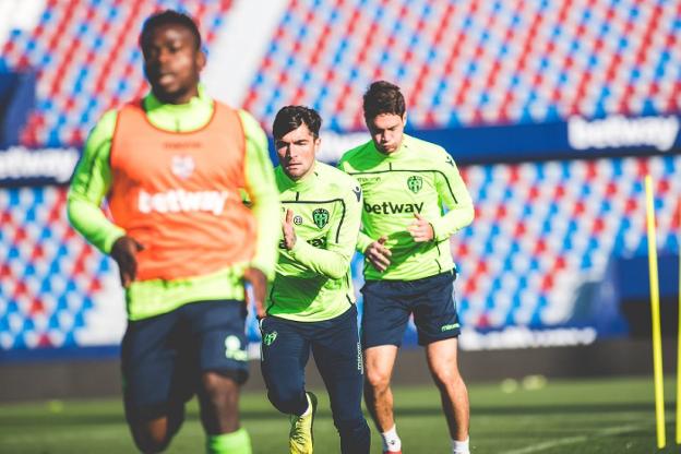 Simon, Jason y Vukcevic, durante un entrenamiento. 