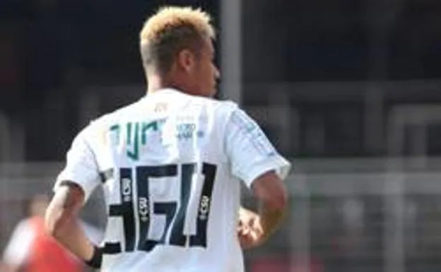 Neymar, en el Sao Paulo vistiendo la camiseta con el número '360'