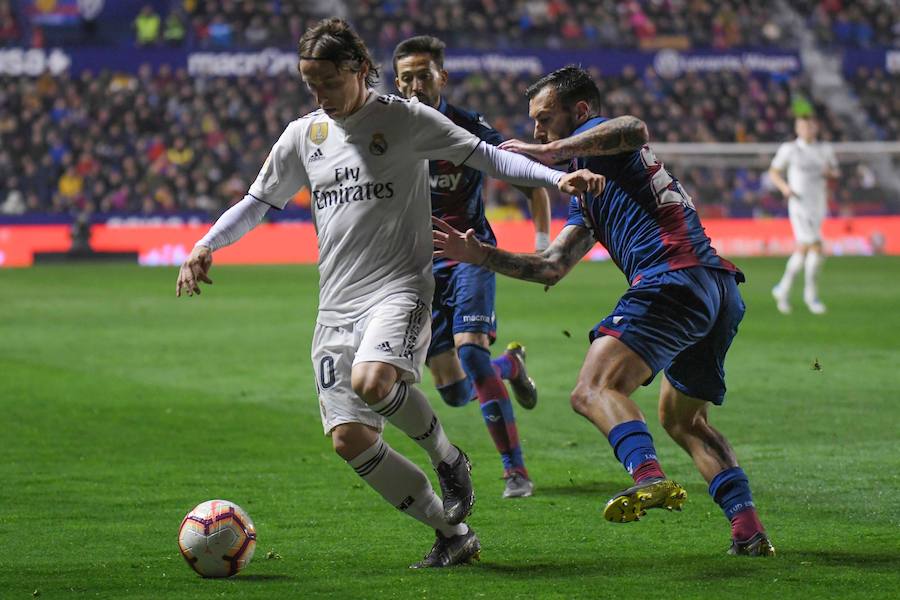 Estas son las fotos que deja el partido de la jornada 25 de LaLiga en el Ciutat de València