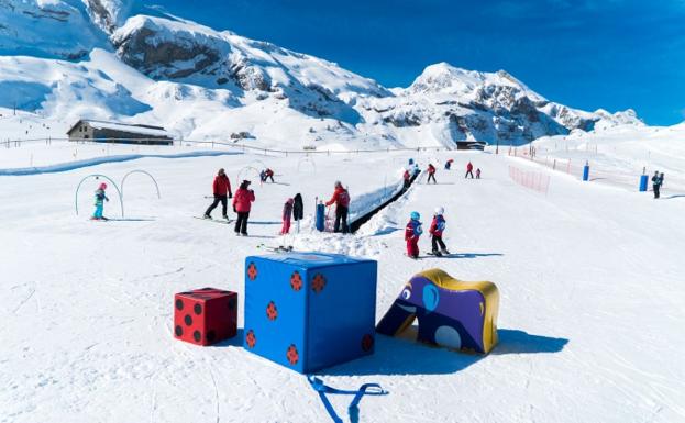 El Jardín de la Nieve es una de las zonas lúdicas de la estación