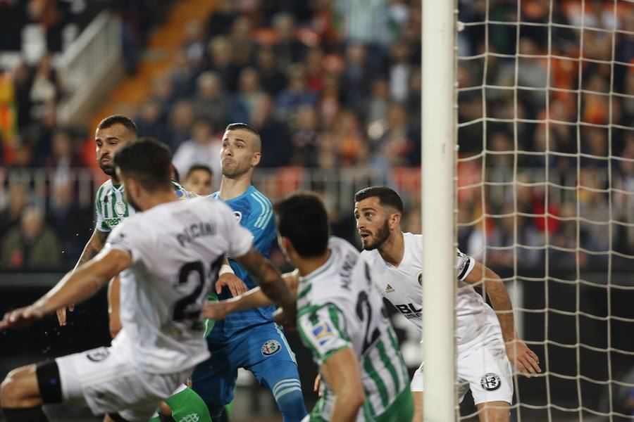 Fotos: La afición del Valencia toma Mestalla en la semifinal de Copa 2019