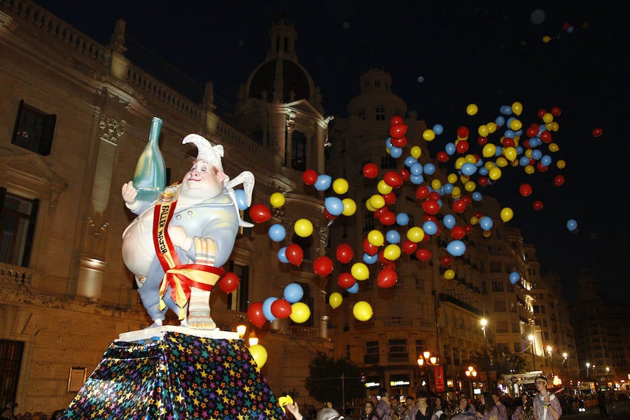 Fotos: Cabalgata del Ninot de las Fallas 2019