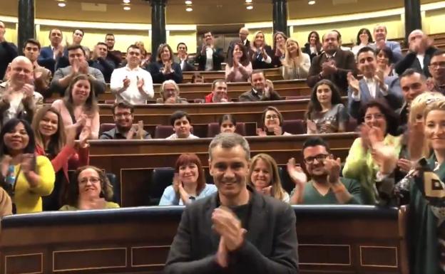 Cantó, en Madrid, donde ha conocido los resultados. 