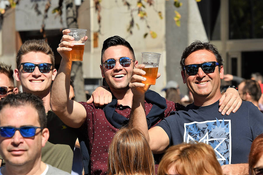 Fotos: Búscate en la mascletà del 3 de marzo de las Fallas de Valencia 2019