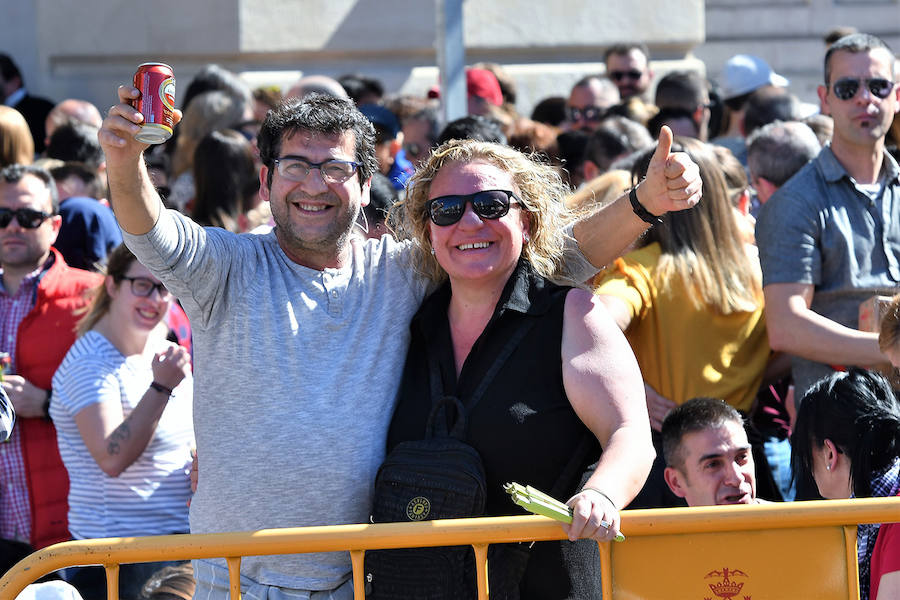 Fotos: Búscate en la mascletà del 3 de marzo de las Fallas de Valencia 2019