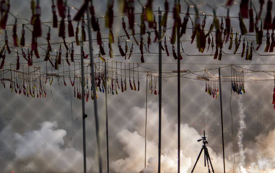 Fotos: Mascletà del 5 de marzo de las Fallas 2019. Pirotecnia Nadal-Martí