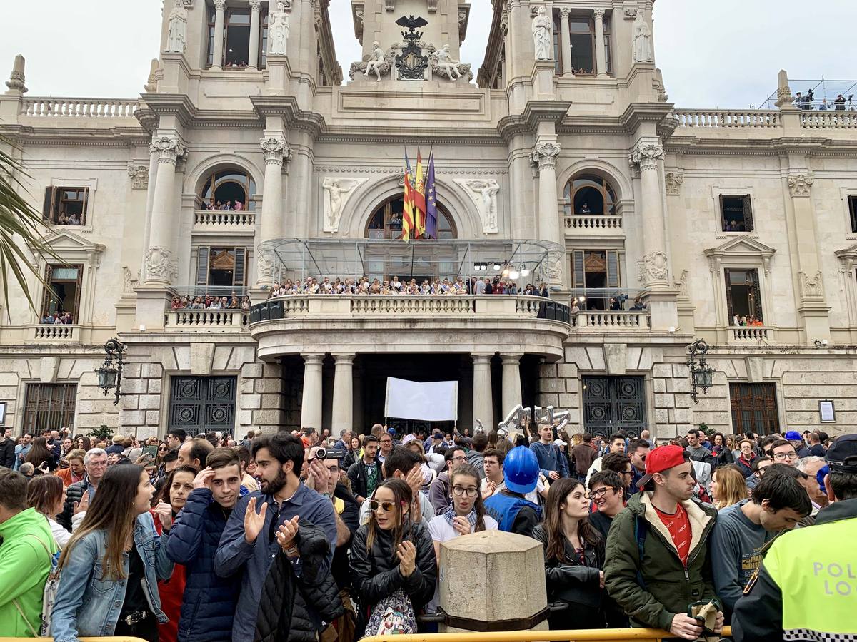 Fotos: Mascletà del 6 de marzo de las Fallas 2019. Porotecnia Pibierzo