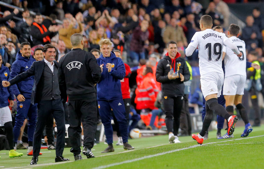 Las mejores fotos del partido de ida de octavos de final disputado en Mestalla