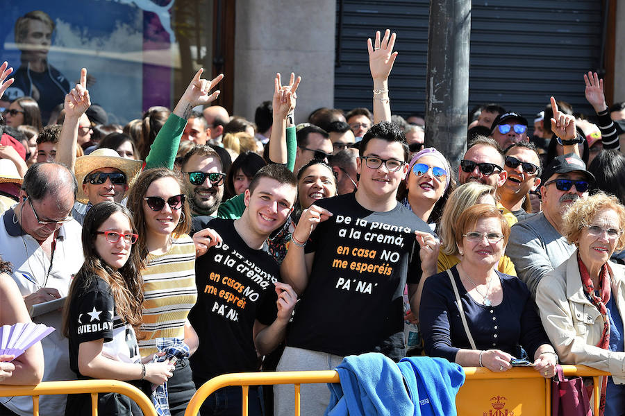 Fotos: Búscate en la mascletà del 8 de marzo de las Fallas 2019